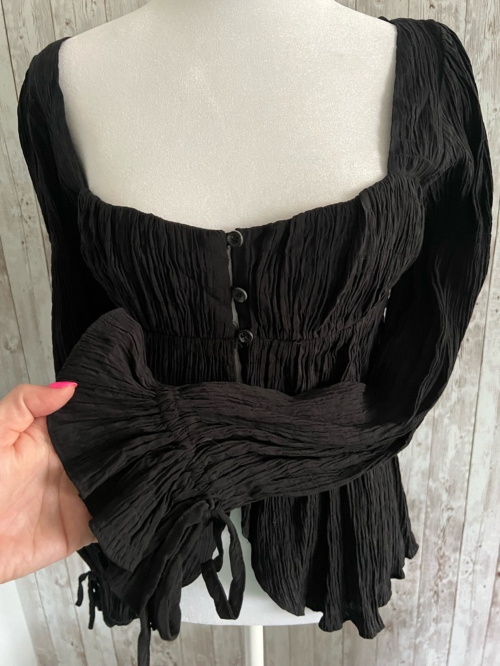 Urban Outfitters Allie Black Ruched Tie Sleeve Square-Neck Buttoned Blouse Small - Picture 2 of 5